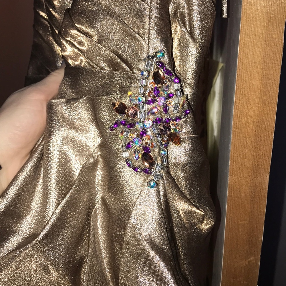 Prom dress - Picture 2 of 6